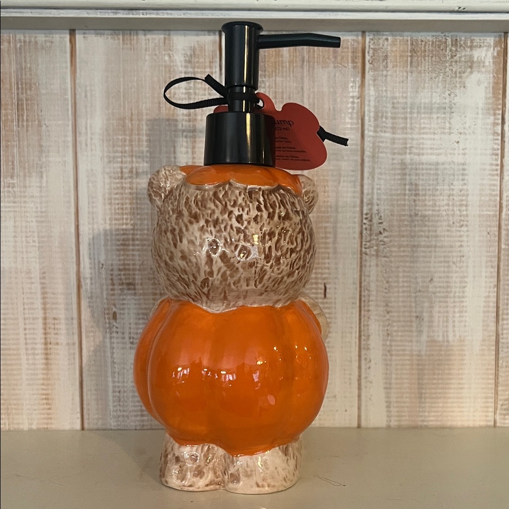 Creepy Critters Halloween Soap Dispenser Pumpkin‎ Bear Decor - Picture 4 of 6